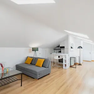 Appartamento Relstay - Arco Della Pace - Sunny Loft